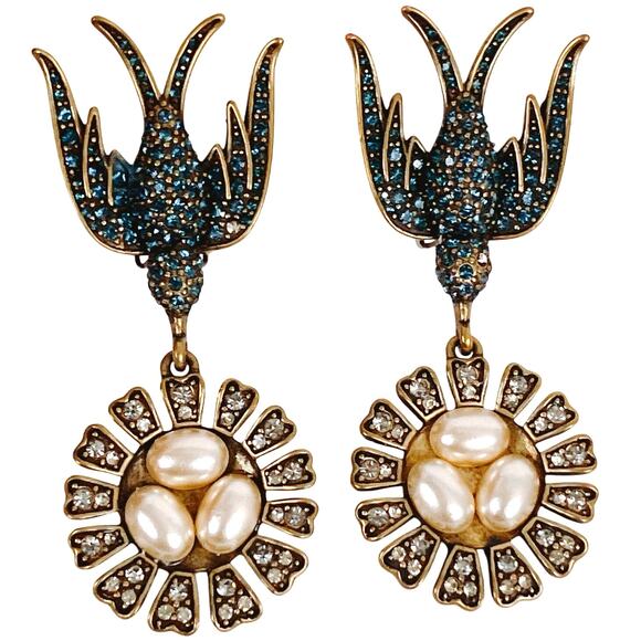 Vintage Signed Heidi Daus Blue Crystal Bird Clip On Earrings Faux Pearl READ - Picture 1 of 12
